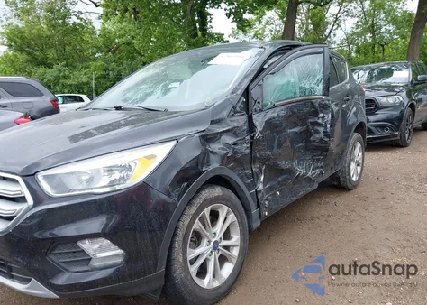 2019 Ford Escape Se z USA, uszkodzony, nr VIN 1FMCU9GD1KUB06835